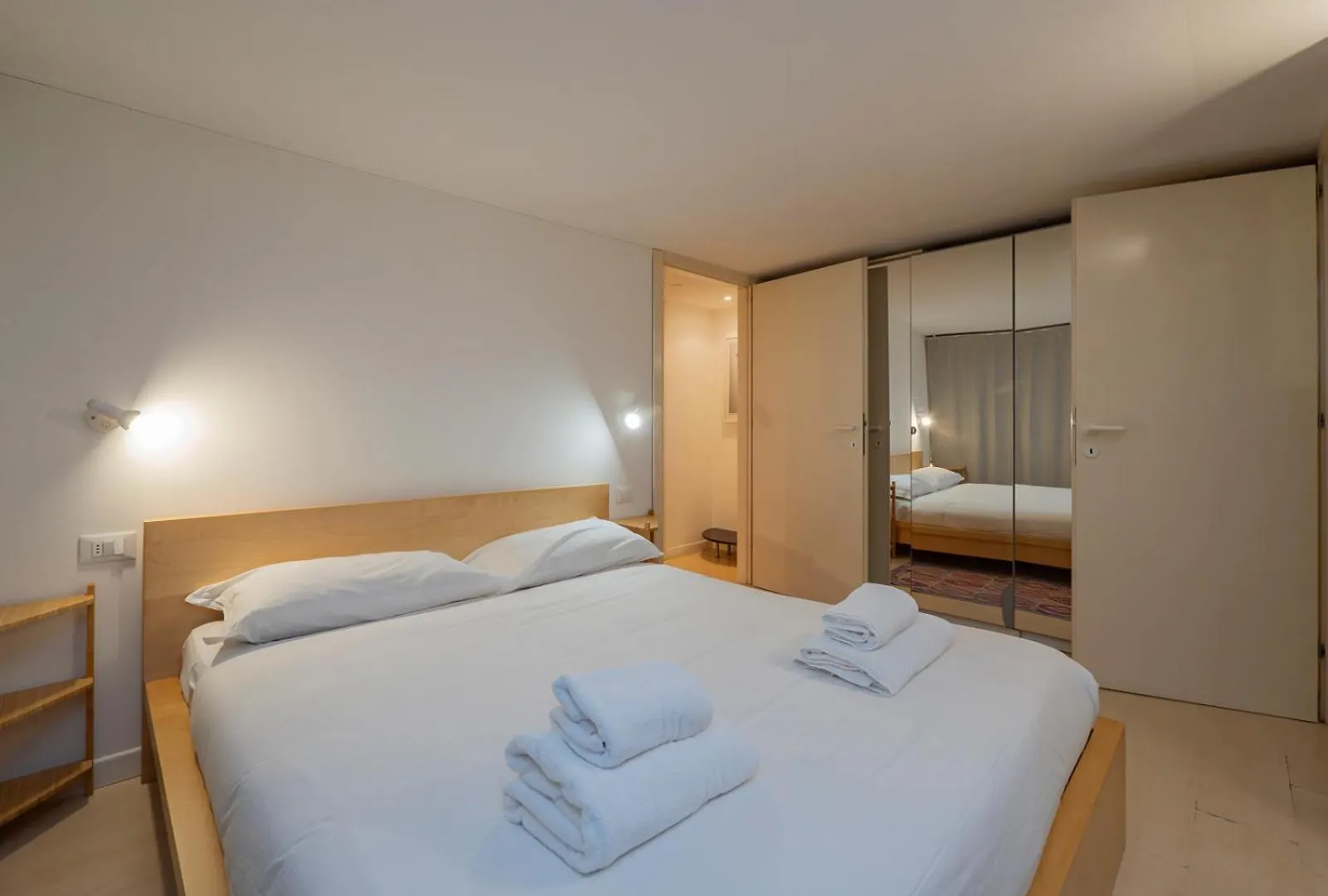 Luxury Apartment - Ausonio 16 Milan